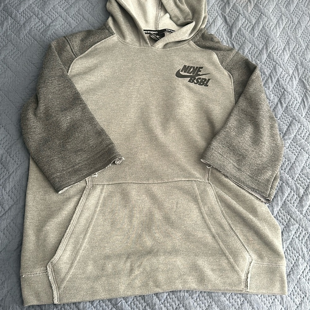🚨‼️📸EUC Nike Baseball youth 3/4 sleeve! Like NEW!